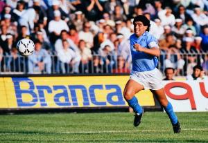 前隊友：我度過了多年放縱的生活，是馬拉多納助我走出困境