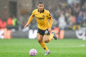 羅馬諾：曼聯(lián)正在尋找新的中場球員，已將若昂·戈麥斯列入候選