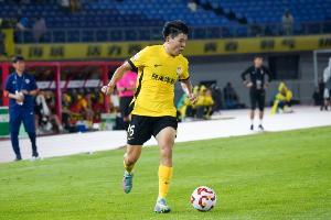 留洋加油！17歲魏祥鑫明年加盟歐塞爾，21歲徐彬大概率前往狼隊(duì)