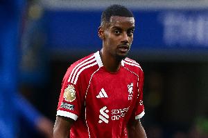 標(biāo)王迷失！伊薩克國家隊(duì)俱樂部雙線低迷，14場進(jìn)1球?yàn)槁?lián)賽杯破門