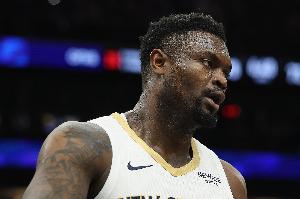 前追后堵！錫安突破上籃 被JJJ和埃迪合力大帽摁下！