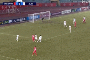 浪費(fèi)機(jī)會被懲罰！張玉寧大單刀連射兩腳沒進(jìn) 1分鐘后對手反擊扳平