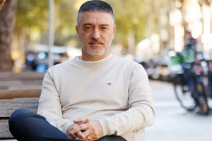 前巴薩B隊(duì)主帥：亞馬爾仍然很年輕，他不能承擔(dān)一線隊(duì)的所有責(zé)任