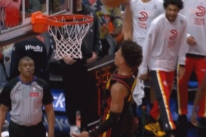 大球溜了溜了！奧孔武擊地妙傳&杰倫·約翰遜空切單臂戰(zhàn)斧劈扣