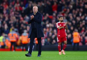 薩拉赫替補！斯洛特：我們有很多優(yōu)秀球員，伊薩克維爾茨也替補過