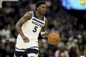 打得可以！愛德華茲18中13轟32分3板6助 7失誤略多