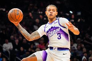 在干嘛啊兄弟！基昂特·喬治6投0中得分為0 出現(xiàn)8失誤正負值-27