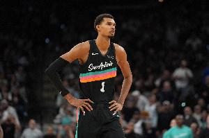 效仿歐洲足球！文班受傷期間加入他主導的球迷組織進行助威訓練