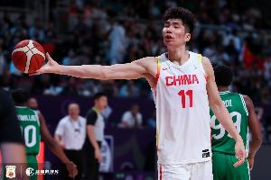 媒體人：打成這樣和全運無關 余嘉豪打完全運回西班牙17罰16中