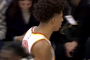 新鷹王！杰倫·約翰遜大空位三分再進(jìn) 砍下生涯新高的41分！