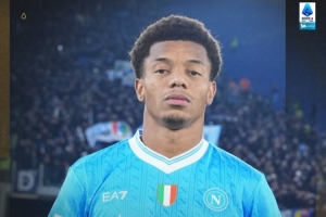 單刀球制勝！意甲官方：內(nèi)雷斯當(dāng)選羅馬vs那不勒斯全場(chǎng)最佳