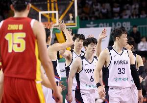 最多落后韓國32分媒體人：看國足踢韓國也沒有今天這種無力感