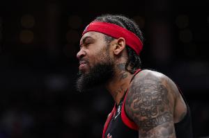 狀態(tài)全無！英格拉姆首節(jié)4中0僅拿2分2助 正負值-15