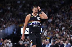 球迷看不下去了！掘金記者：主場(chǎng)4連敗 球迷響起了零星噓聲