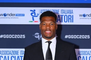 鄧弗里斯：國米是一個(gè)大家庭 我希望能在兩三周后回歸賽場