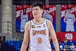 效率很高！張寧首節(jié)5分鐘5中4獨(dú)得11分 三分3中2