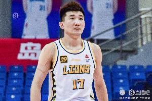 真不攻呀！孫銘徽首節(jié)7分鐘 2中0一分未得 送出5助1斷