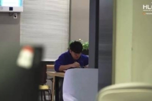 HLE阿姨高度評價Gumayusi：他是選手里第一個提起姨母的人呢