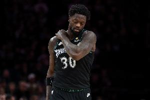 低迷！蘭德爾半場6投僅1中拿到4分3助 正負(fù)值-7