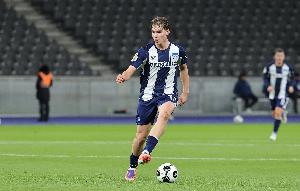 超越貝林！赫塔16歲后腰艾?；舳鞒蔀榻?0年德國杯最年輕進球者