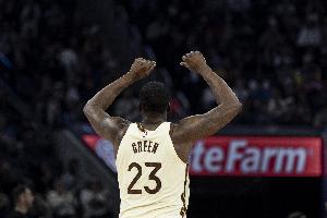 假傳真突！追夢(mèng)上籃得手 幫助勇士繼續(xù)追分打停雷霆