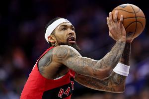 絕妙配合！猛龍各種走位 謝德弧頂仙人指路送溜底線鶯歌扣空籃