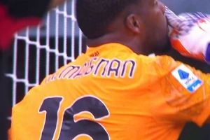 出戰(zhàn)4場(chǎng)零封3場(chǎng)！邁尼昂當(dāng)選11月米蘭隊(duì)內(nèi)最佳球員