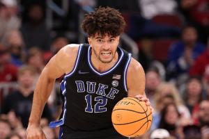 狀元熱門！布澤爾兒子轟29分6板拿下衛(wèi)冕冠軍 藍(lán)魔豪取開季9連勝