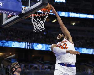 蓋棺定論！唐斯快下接球?yàn)t灑背扣點(diǎn)燃主場(chǎng)