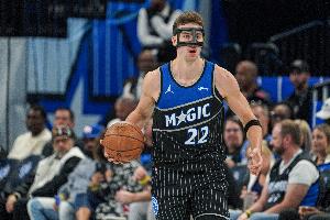 還沒結(jié)束！小瓦格納造成巴恩斯三分犯規(guī) 三罰全進追平比分