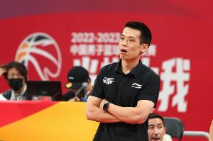 1分惜敗北控！記者：解立彬差一點創(chuàng)造歷史 但金牛絕對打出了尊重