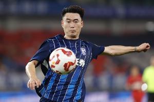 直播吧：鄧涵文合同到期告別武漢三鎮(zhèn)，與玉昆已基本達成轉(zhuǎn)會共識