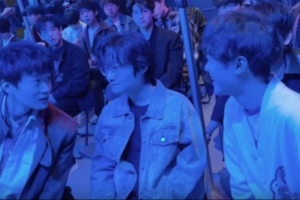 BLG官媒曬場邊花絮：熱聊ing