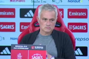 穆帥：比賽和評論是兩回事，若我是評論員也會干得很好且更尊重人