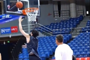 NBA頂級(jí)教練Bill特訓(xùn)課 | 少年熱血進(jìn)階 日復(fù)一日打磨硬核實(shí)力！