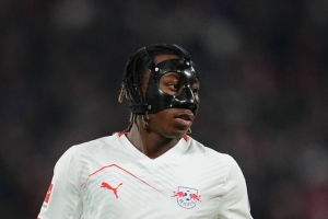 德甲又進(jìn)貨！萊比錫19歲邊鋒揚·迪奧曼德前7輪造0球，近6場造8球