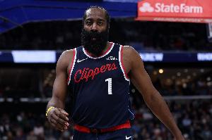 船記：快船關(guān)鍵時(shí)刻慘痛失利數(shù)或是聯(lián)盟第一 上半場(chǎng)似乎毫無(wú)意義