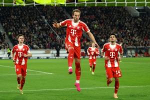 超級(jí)中鋒凱恩替補(bǔ)30分鐘戴帽13輪17球，1億加盟2年半轟113球