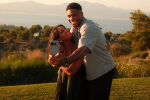 字母哥迎來31歲生日！妻子曬照：生日快樂 我的愛人