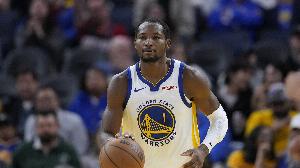 動腦子！希爾德炮彈直傳 庫明加殺入禁區(qū)點起小莫布里四兩撥千斤