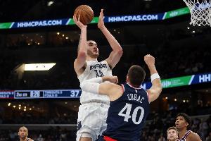 兩大中鋒缺席！斯普利特：灰熊更多使用雙塔 我們必須做好準(zhǔn)備