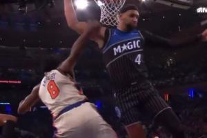 沒毛！OG空中拉拽薩格斯！貝恩暴怒恨不得用球砸死OG