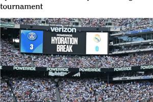 世界杯新增上下半場(chǎng)強(qiáng)制補(bǔ)水，TA：FIFA把世界杯比賽分成了四節(jié)