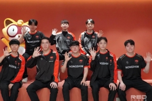 挺進(jìn)Kespa杯四強(qiáng)，NS發(fā)布隊(duì)伍合照：我會(huì)在上巖現(xiàn)場(chǎng)見你