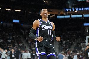 知道該怎么用了吧！本賽季威少首發(fā)時場均15分8板8助1.6搶斷