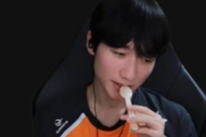 peanut答網(wǎng)友提問：你想忘記的一場(chǎng)比賽？上一場(chǎng)比賽……哈哈