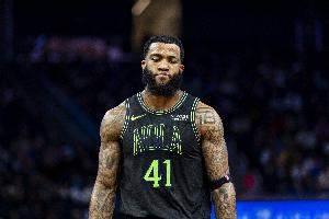 鶘記：薩迪克·貝場均14+6 合同僅2年1250萬 肯定會(huì)被爭冠隊(duì)爭搶