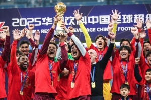 阿布拉汗社媒：謝謝這一年的滾燙，謝謝所有“我們”??