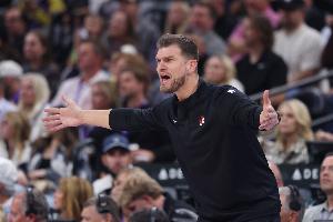 隨著賽季深入 開拓者追求極致速度的丑陋打法效果越來越差了？