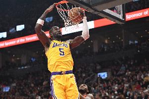 砍14分12板！艾頓：這樣的表現(xiàn)只是平庸 我能做到的遠比這多